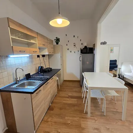 Margalit 15 - Cosy In Pannonia Street Lejlighed
