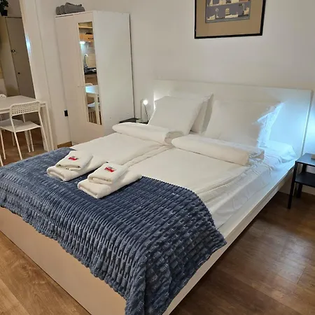 Margalit 15 - Cosy In Pannonia Street