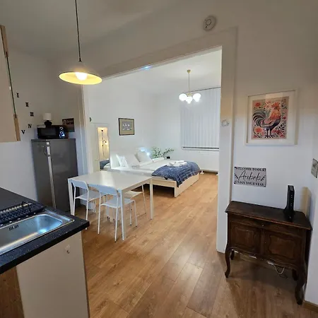 Margalit 15 - Cosy In Pannonia Street Budapest
